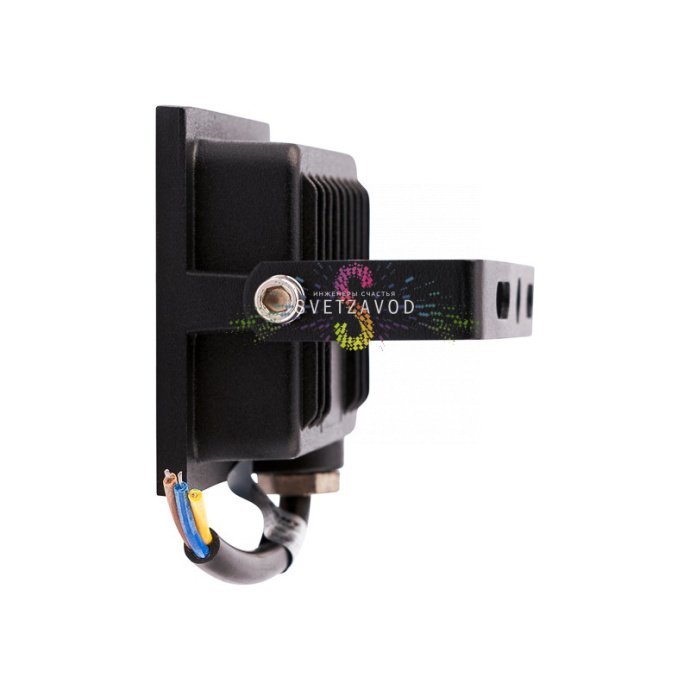 Прожектор светодиодный REXANT 20Вт в черном алюминиевом корпусе с защитой IP65, угол свечения 120 градусов Прожектор светодиодный REXANT 20Вт в черном алюминиевом корпусе с защитой IP65, угол свечения 120 градусов