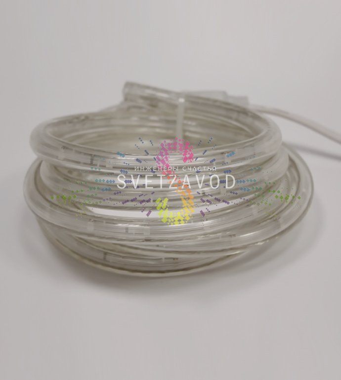 Крупный план светодиодного дюралайта: желтые светодиоды SMD3528 внутри прозрачной гибкой трубки, видны коннекторы и клипсы.