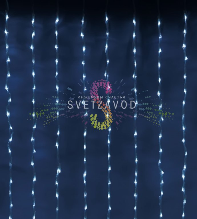 Детальное фото светодиодного дождя в работе: 21 вертикальная нить с белыми светодиодами, прозрачный ПВХ провод, контроллер.