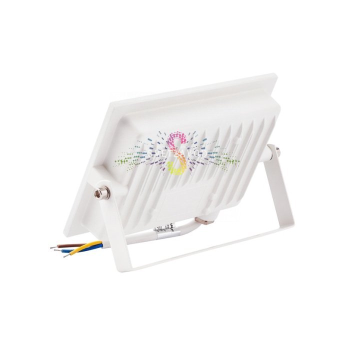 Светодиодный прожектор REXANT 50Вт белого цвета с алюминиевым корпусом, стеклянным рассеивателем и кронштейном для накладного монтажа на улице