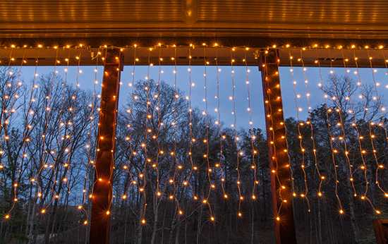 hang-curtain-lights-3-easy-steps-07.jpg